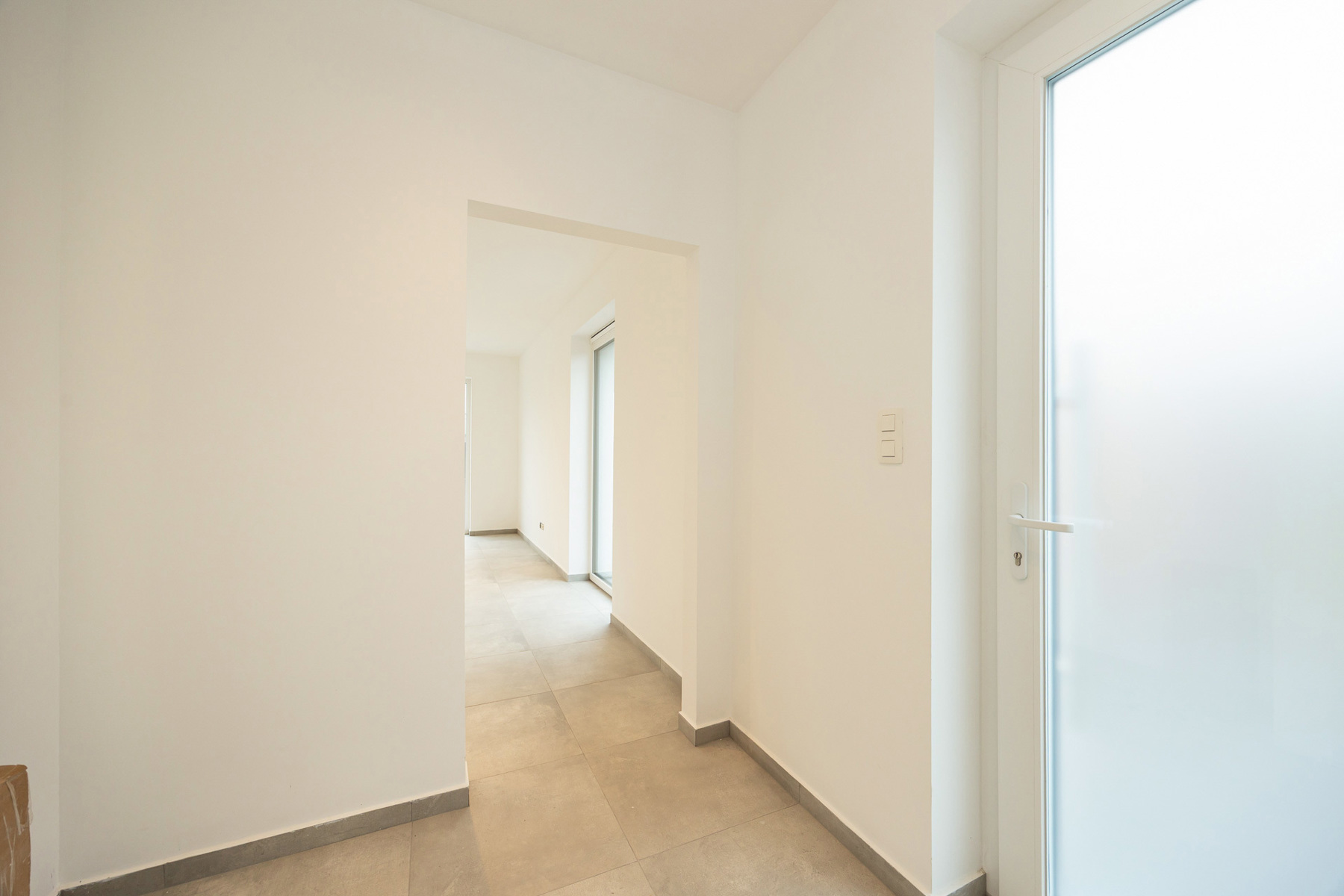 INSTAPKLARE RUIME HOB MET 4 SLPK EN ZUID-WESTTUIN - foto 2