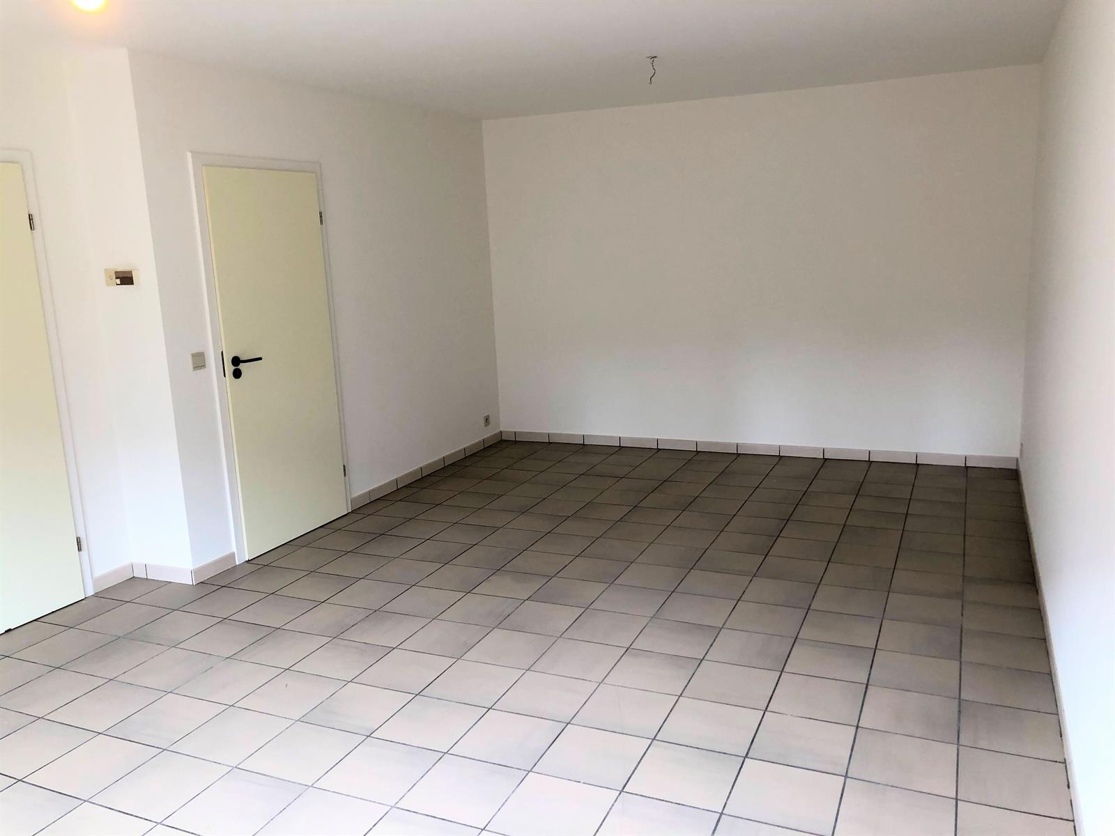 Appartement met 2 slaapkamers en garage te Denderleeuw - foto 3