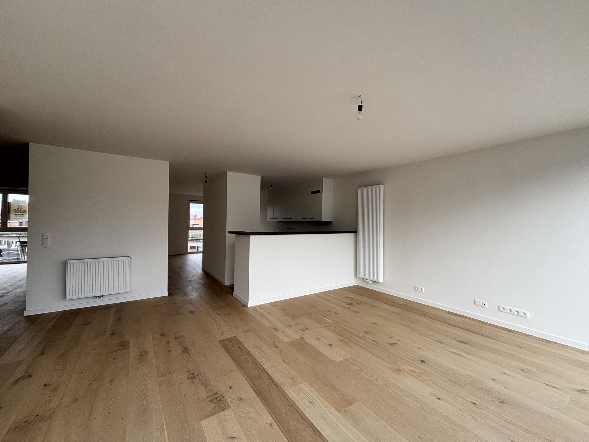 Centraal gelegen appartement met 2 slaapkamers en groot terras - foto 3