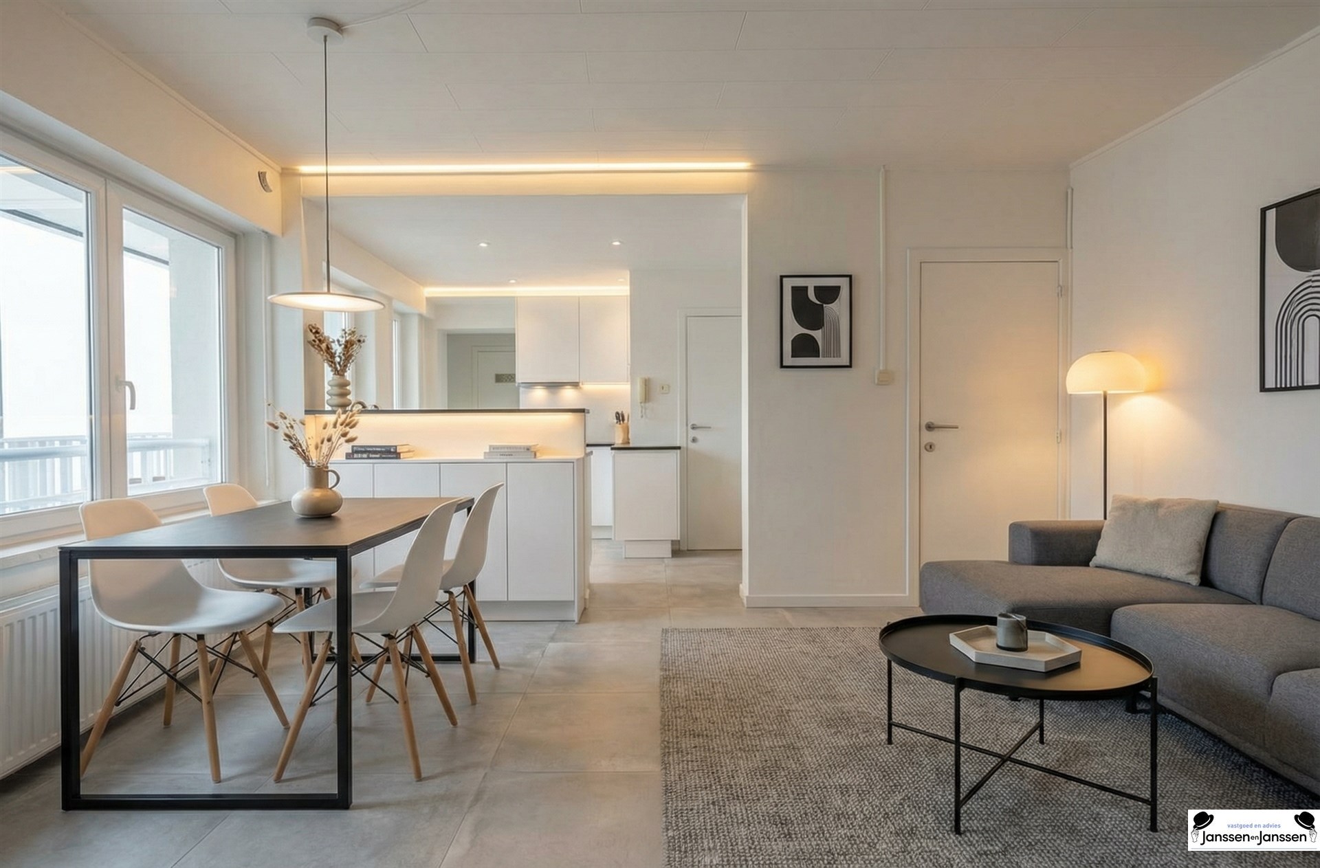 Spacious Turnkey Apartment on the Seafront - photo 5