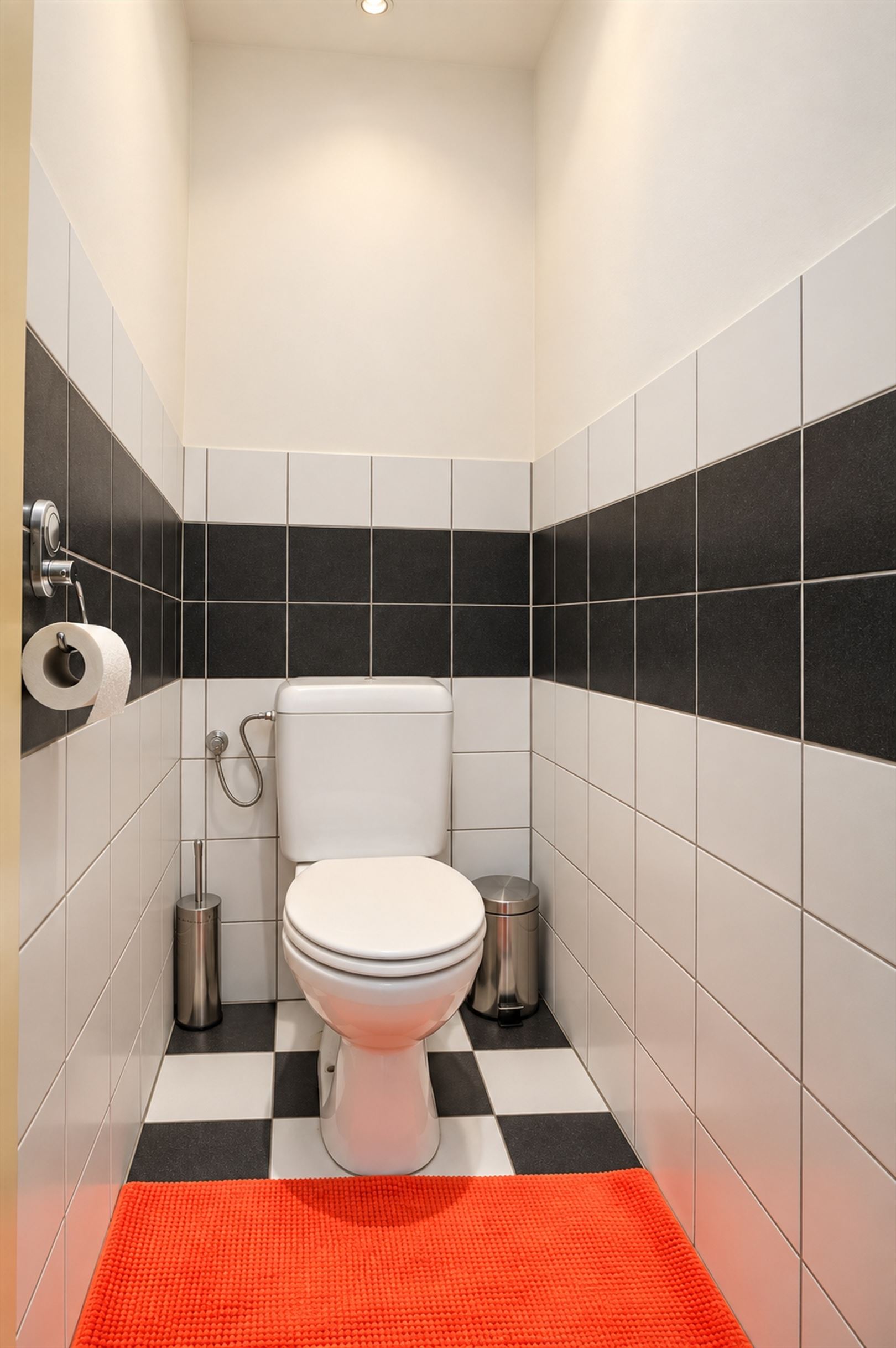 Instapklare woning met garage en tuin op centrale ligging - foto 5