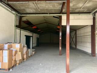 Discover this practical combination of office and warehouse space, ideally located in Vilvoorde with easy access to major roads and motorways...