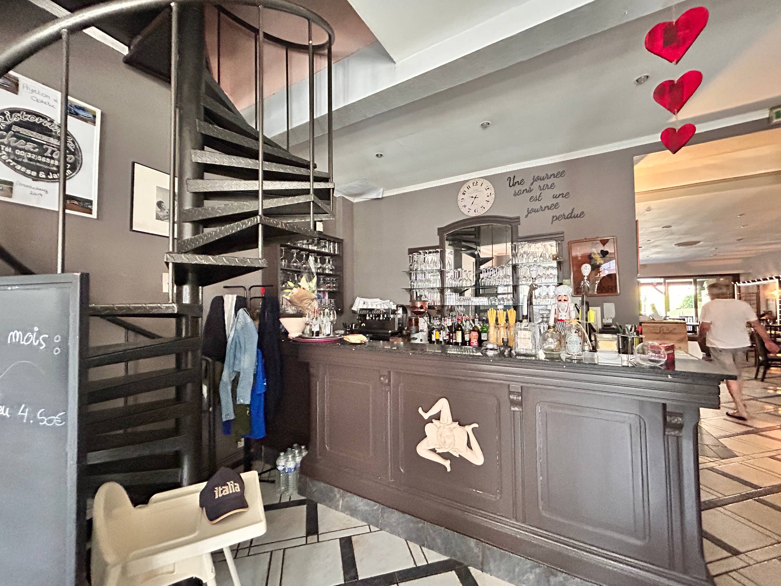 Le Bizet: handelspand met woonst te koop - foto 3