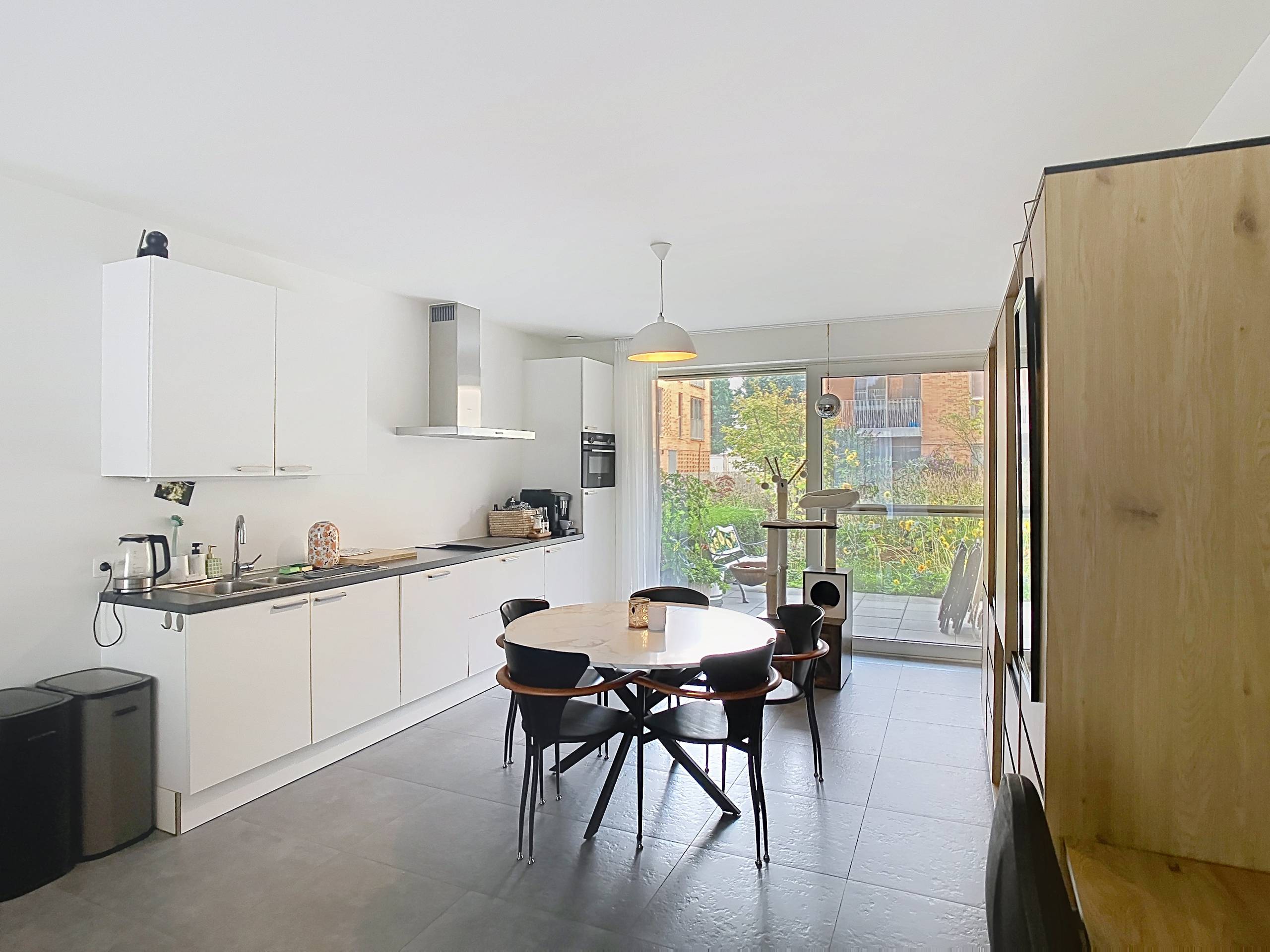 Magnifique appartement 2 chambres avec terrasse - photo 4