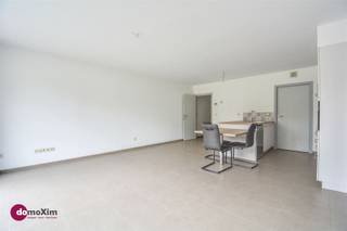 Lichtrijk appartement met één slaapkamer en privétuin in Haacht Ontdek dit stijlvol en lichtrijk één-slaapkamer appartement met privétuin, waar...