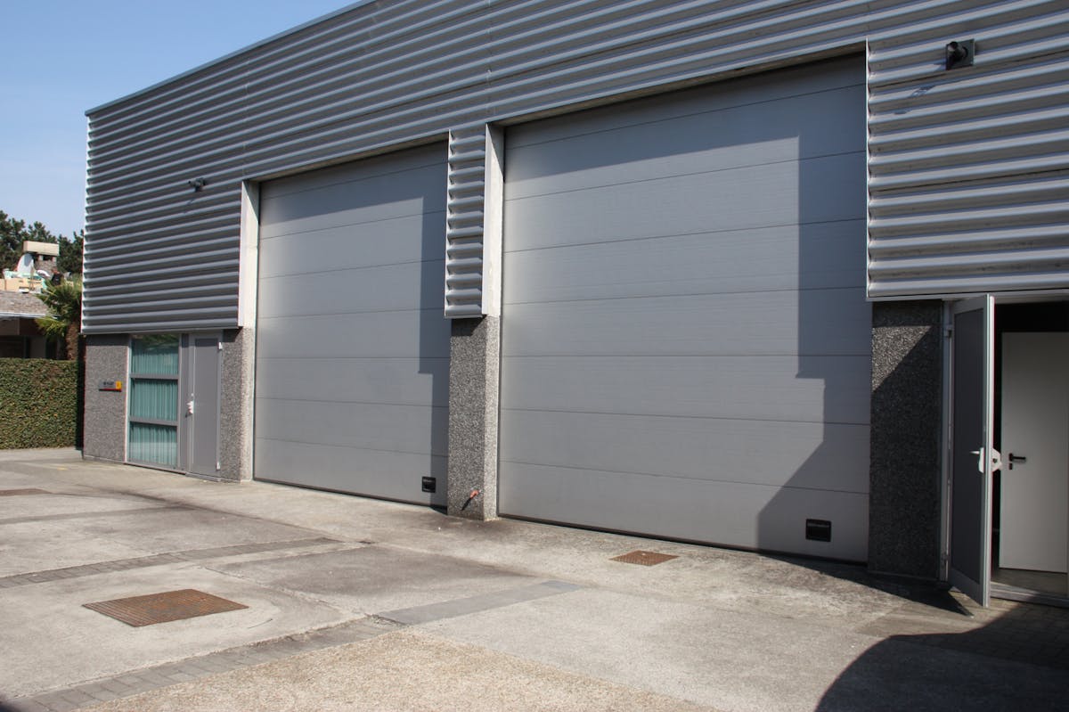 Magazijnen (242 m² - 600 m²) te huur in Lokeren - foto 1