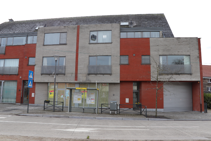 Duplexappartement met 3 SLK, ruim ZUID-terras en autostaanpl - foto 1