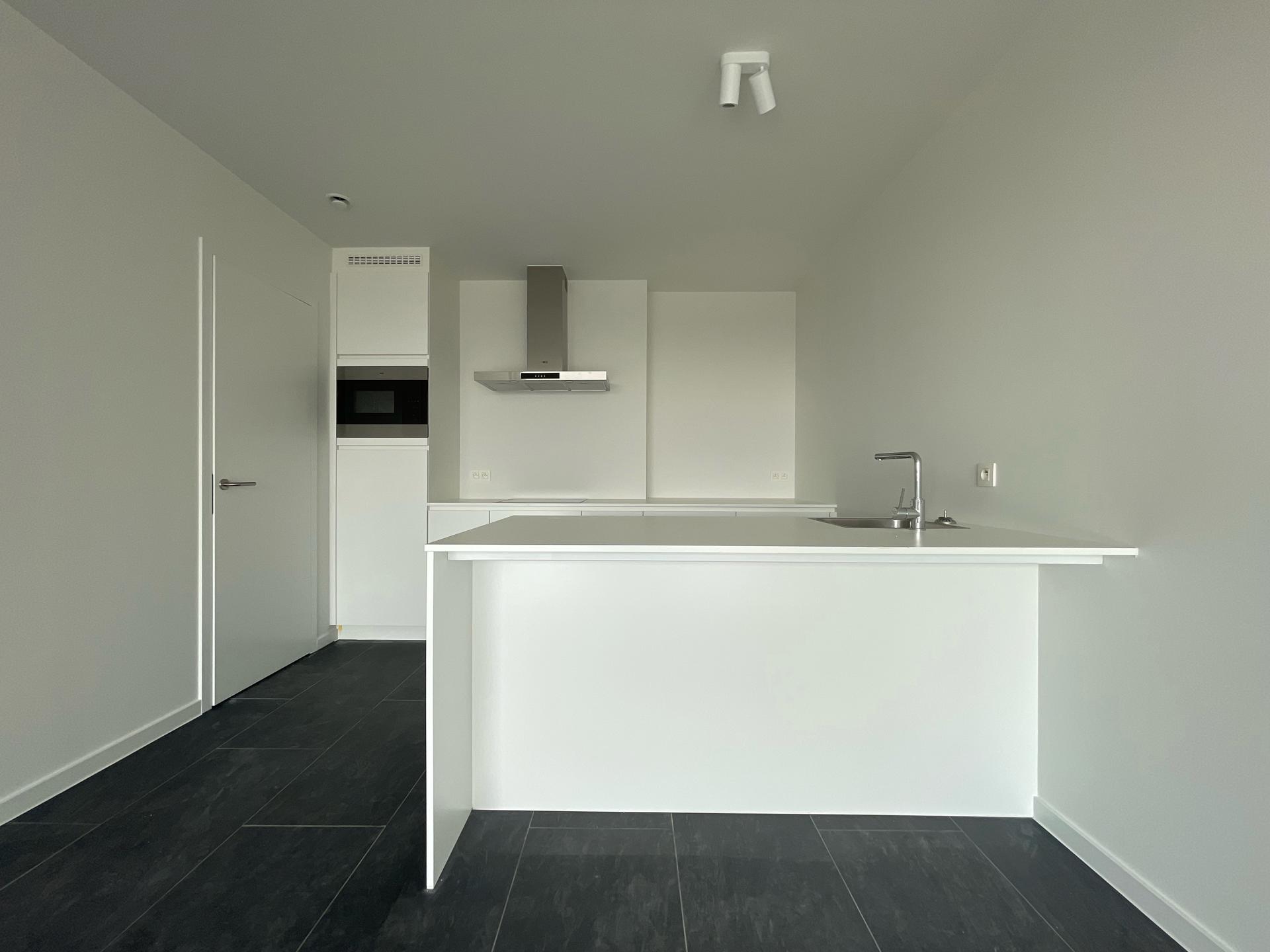 Appartement à louer à Anvers avec 2 chambres - photo 4