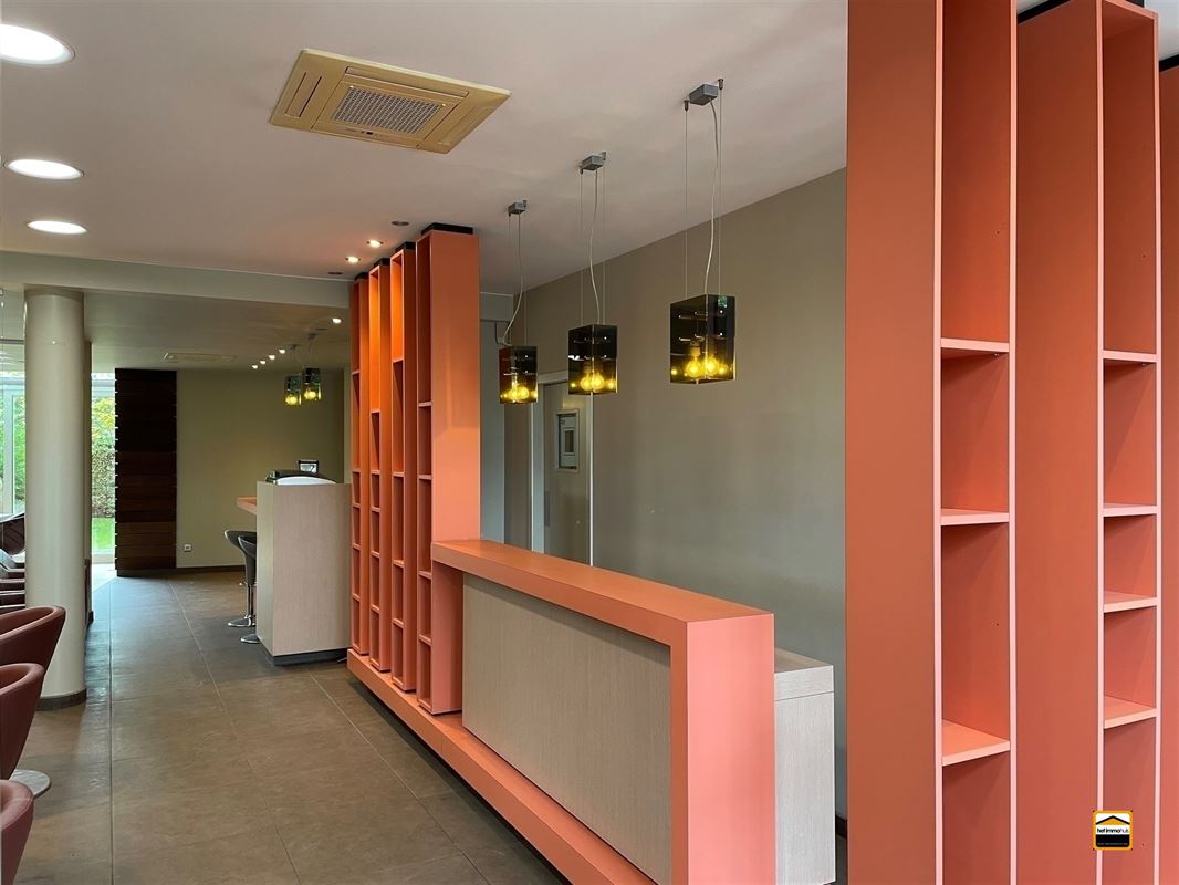 Commercial à vendre à Diepenbeek avec 5 chambres - photo 5