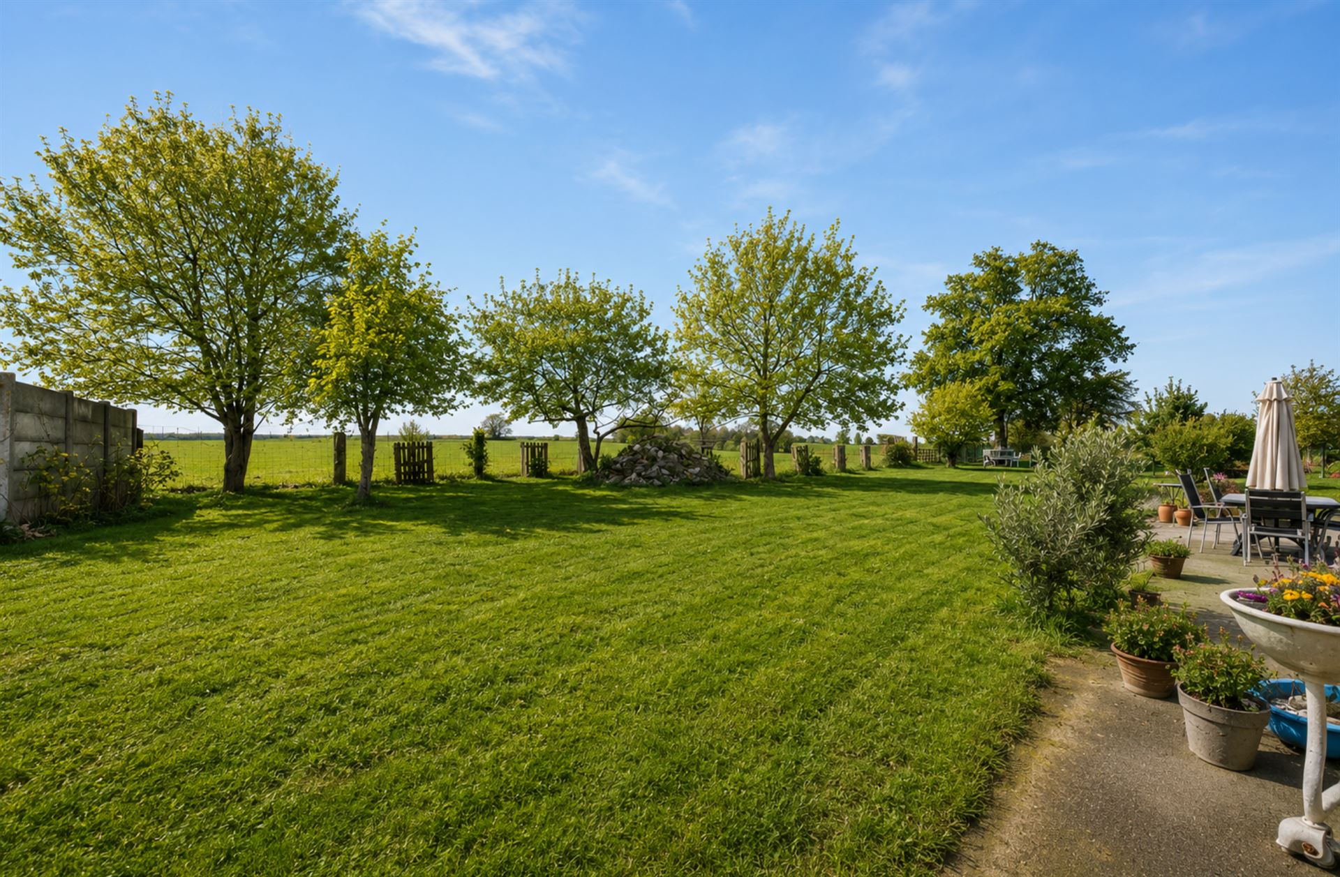 Ruime en energiezuinige woning met studio en tuin in Gaurain - foto 5
