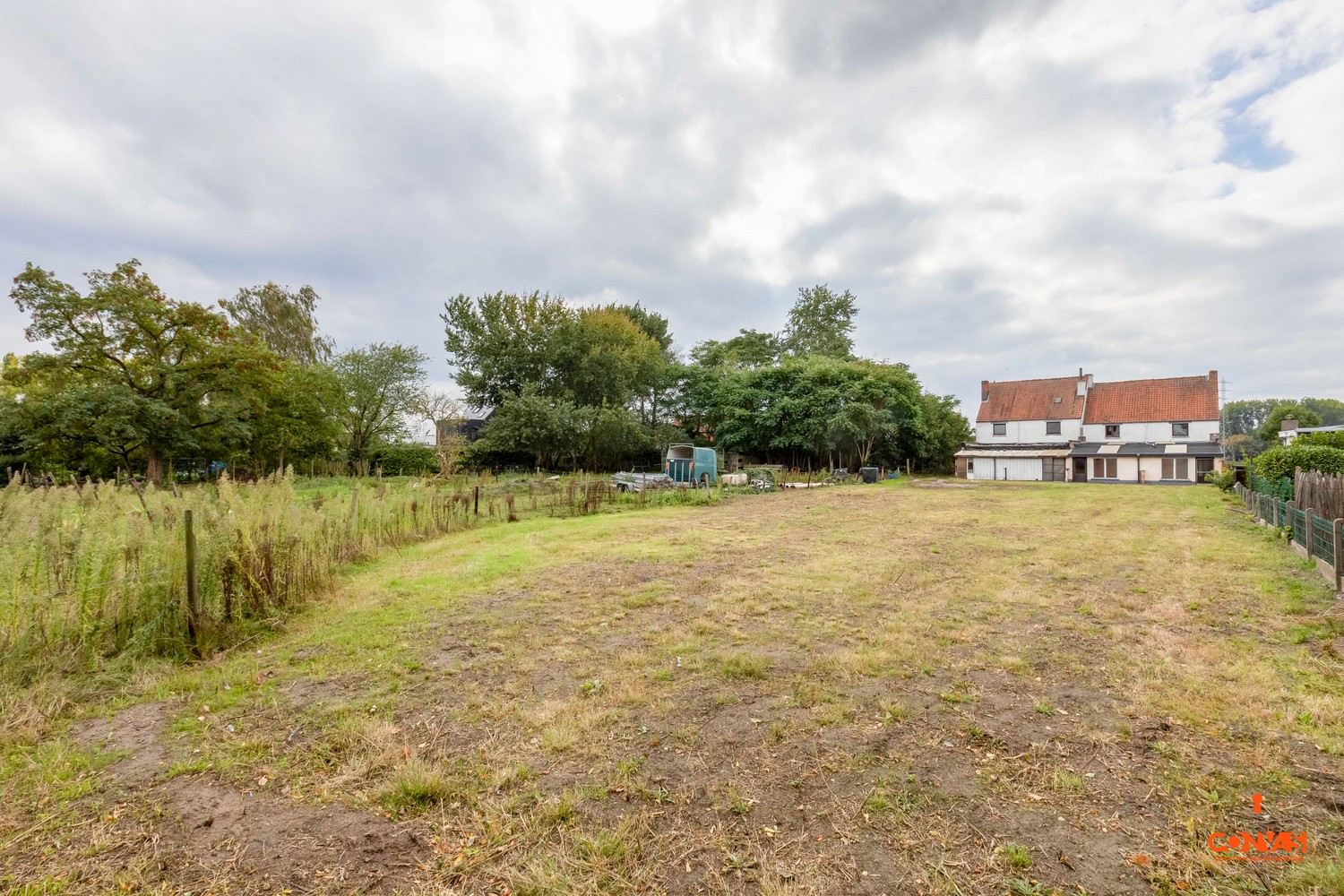 Totaal renovatieproject op uitstekende locatie - photo 3