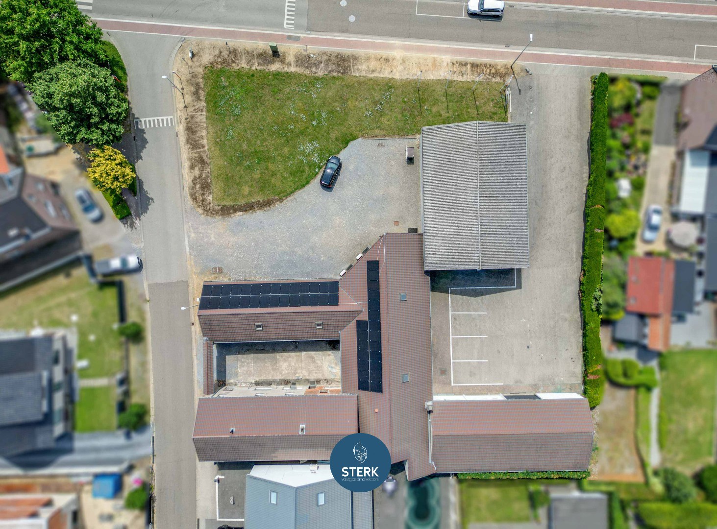 MULTIFUNCTIONEEL BEDRIJFSGEBOUW OP EEN ZICHTLOCATIE NABIJ MAASTRICHT ! - foto 4