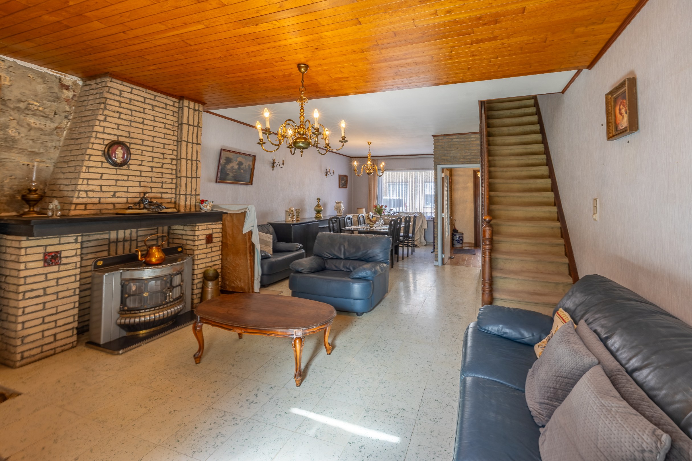 Ruime woning met potentieel en uitstekende ligging! - foto 3