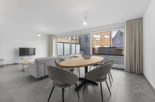 Ontdek dit instapklare en stijlvol afgewerkte appartement, gelegen in het prestigieuze Royal Park op de Westendelaan 7. Het appartement werd...