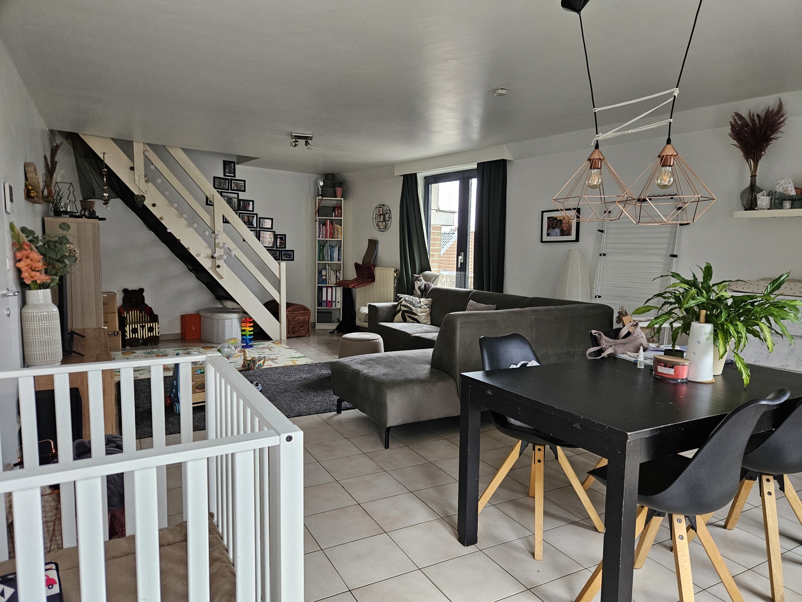 Ruim duplex-appartement met terras in het centrum - foto 3