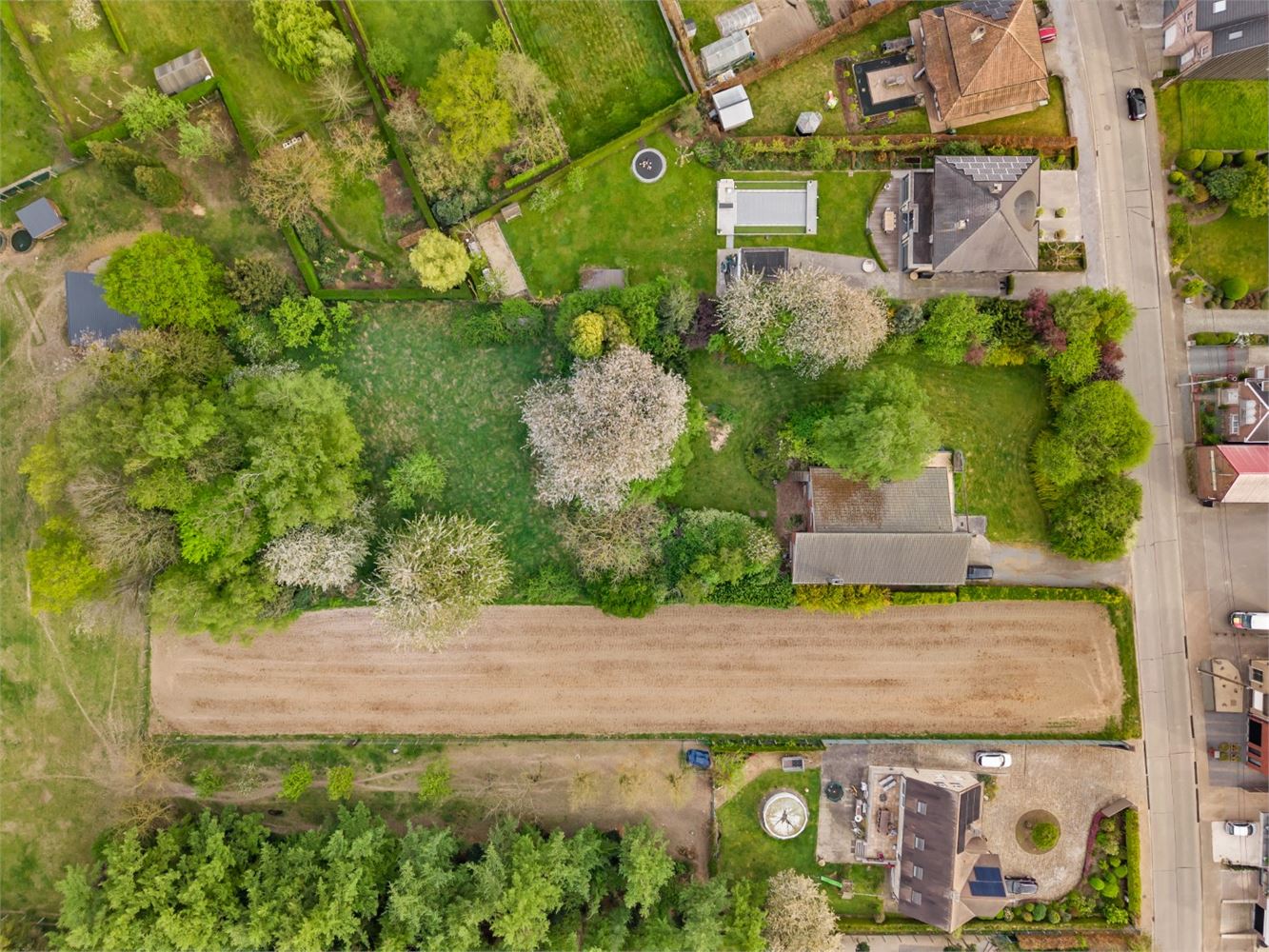 UNIEK GELEGEN BOUWGROND OMGEVEN DOOR GROEN - foto 3
