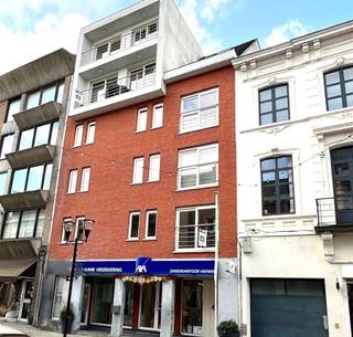 Duplex apartment on the 4th floor comprising living room with balcony and open kitchen equipped with sink, vitroceramic hob, cooker hood,...