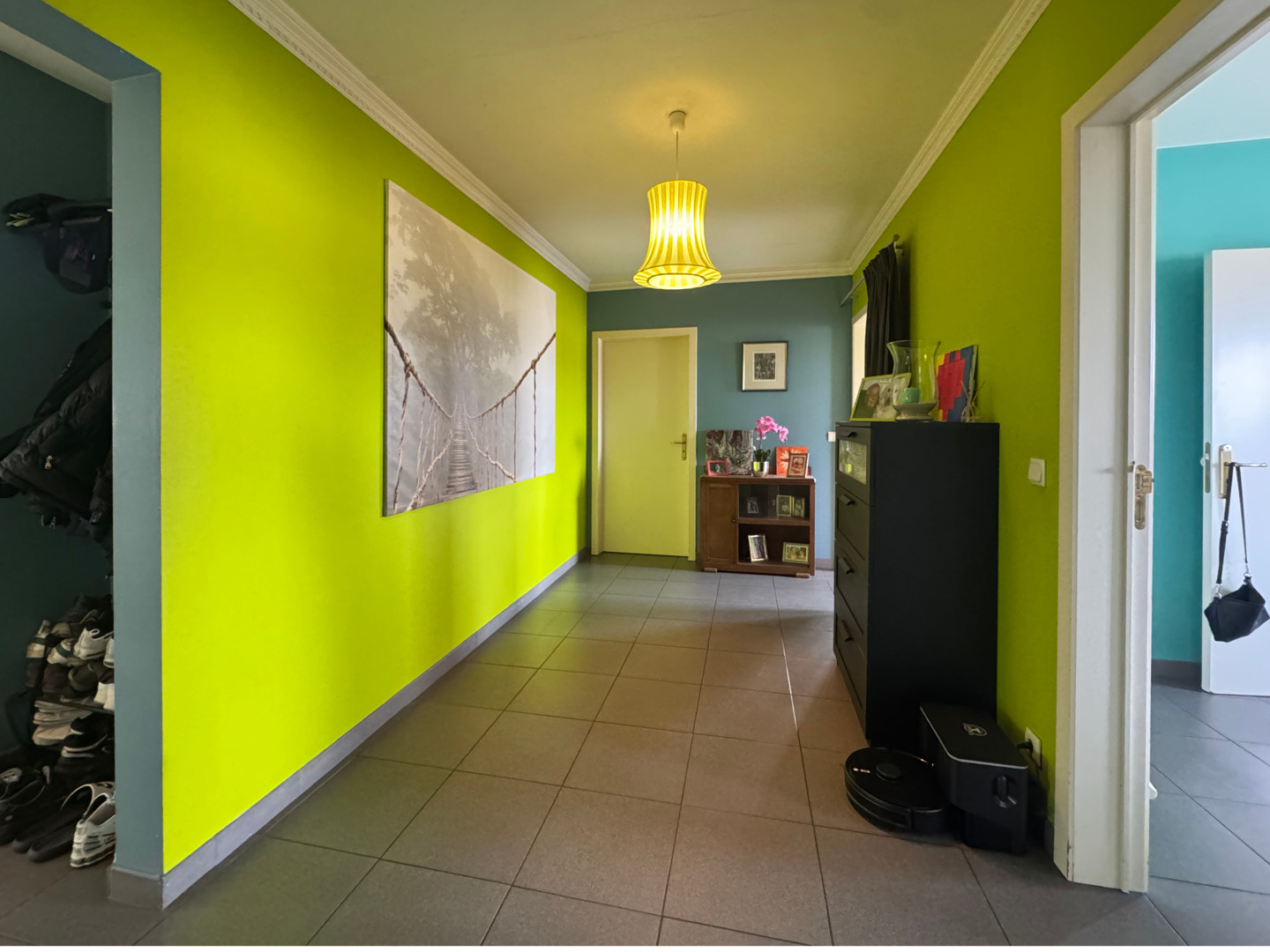 Te koop – Ruim appartement met 3 slaapkamers in Statiestraat 3,  Moerbeke-Waas - foto 3