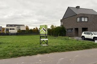 Ce terrain à bâtir est situé sur la Herenweg à Tongres, une rue calme sans issue avec plusieurs nouvelles constructions à courte distance...