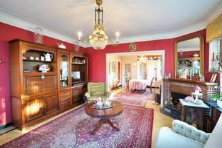 Op een rustige en bijzonder gegeerde ligging in Kluizen vinden we deze open bebouwing terug, gelegen op een volwaardig perceel van 511 m²...