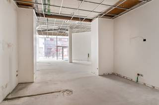 Vous recherchez un espace commercial dans le centre commercial et historique de Gand ?Cet établissement constitue le point de départ idéal pour...