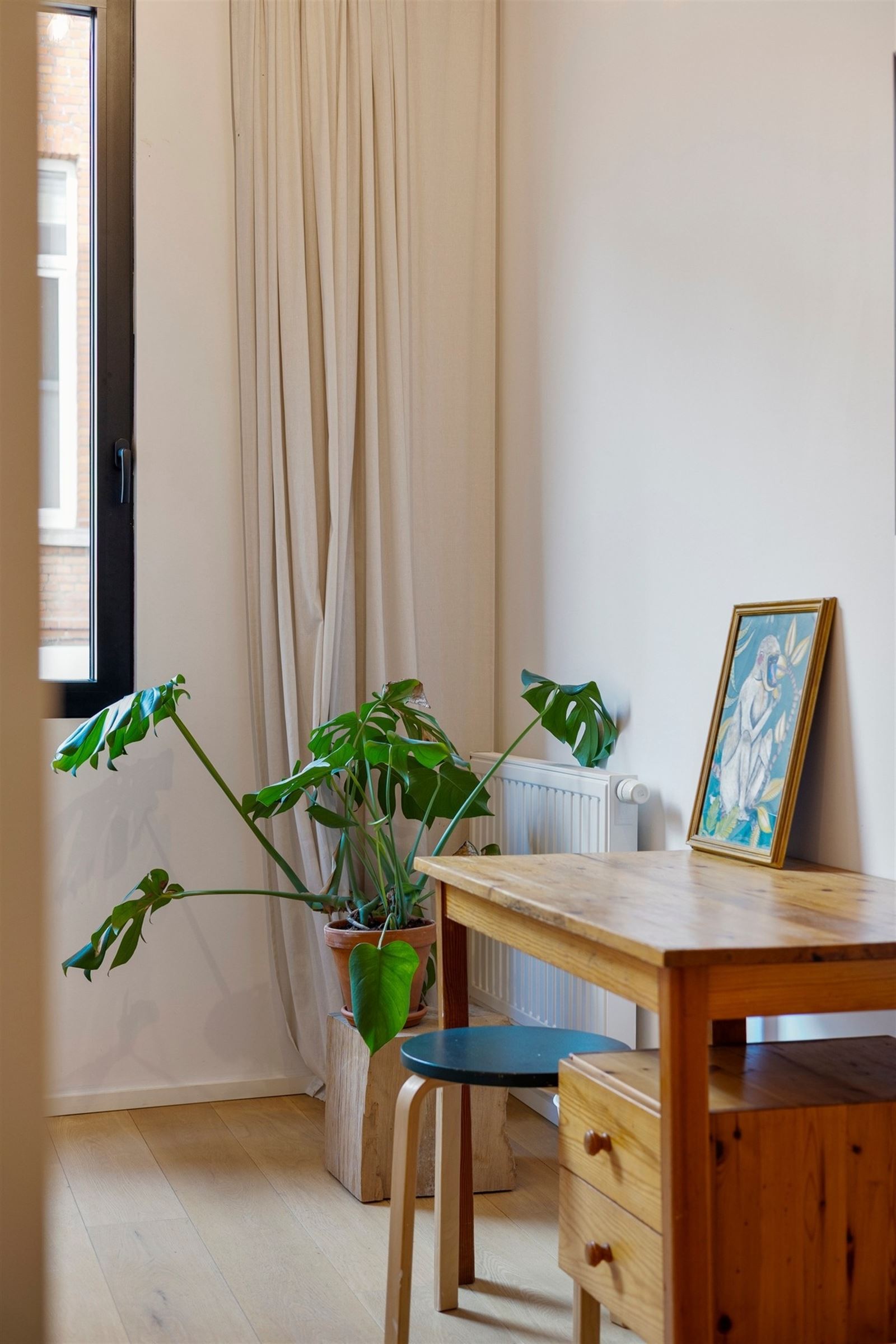 Stijlvol 2-slaapkamerappartement met karaktervolle architectuur en een uniek loftgevoel - foto 5