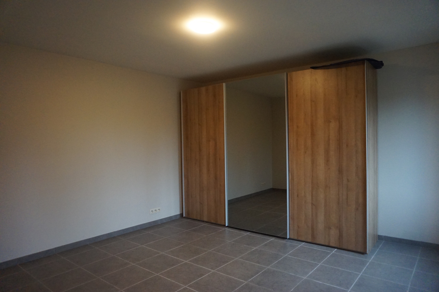 Rustig gelegen gerenoveerde woning in agrarisch gebied te Paal - foto 4