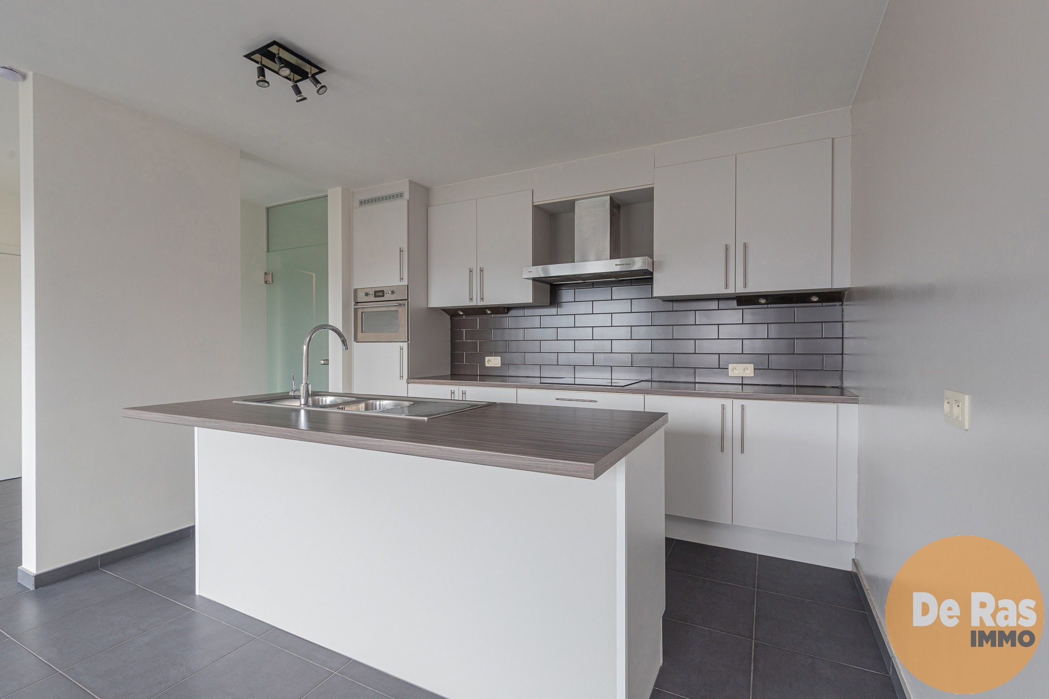 HERZELE - Energiezuinig, ruim appartement met 2 slaapkamers - foto 5