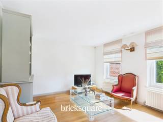 GENVAL - Ideaal gelegen in het centrum van Genval, op een steenworp afstand van de Place Communale en vlakbij Mazerine, Papeteries en...