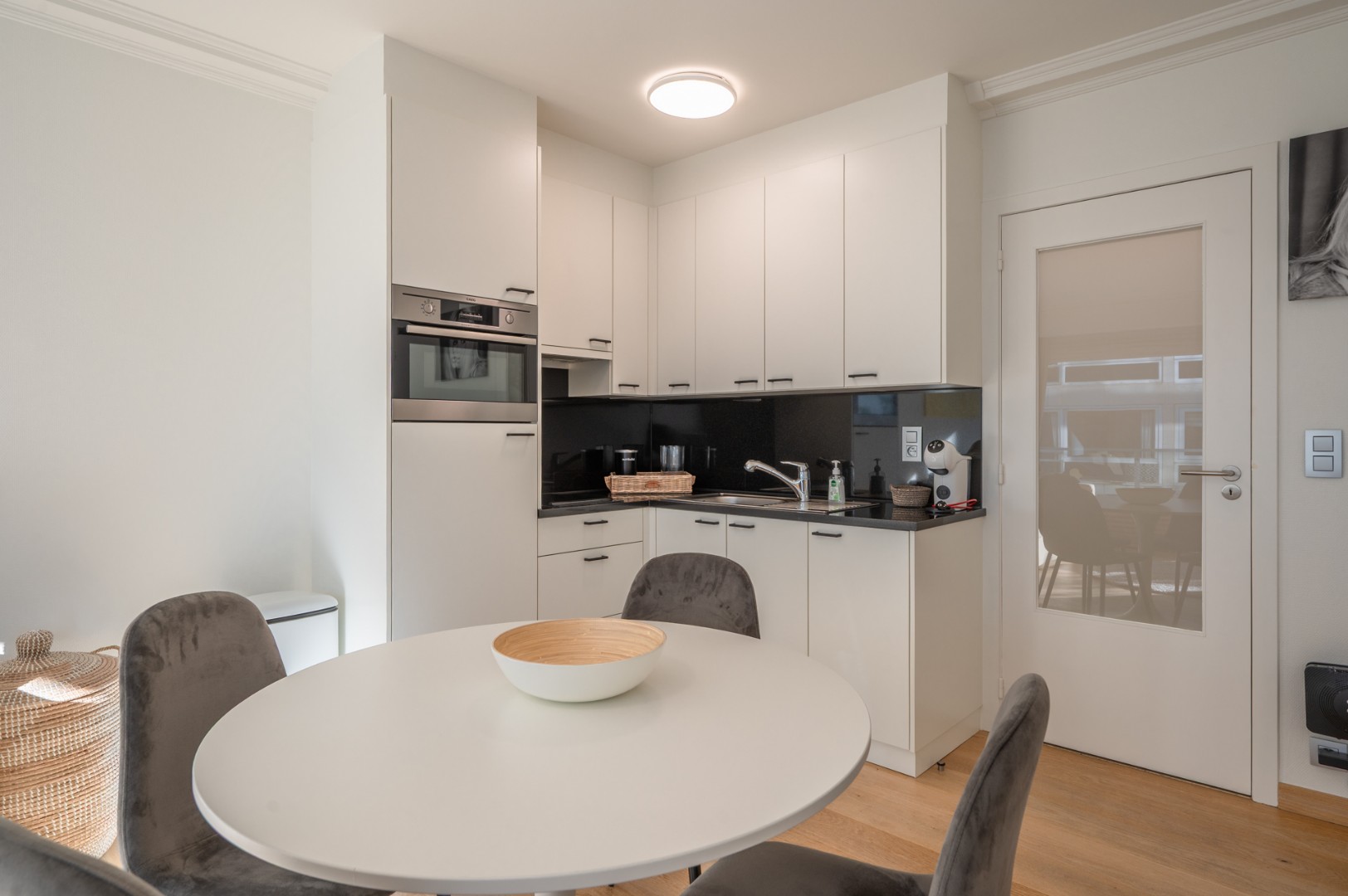 Instapklare studio met veel lichtinval op topligging in Knokke - foto 5