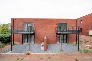 Projet à taille humaine sur les hauteurs de Andenne: 4 appartements 2 chambres avec terrasse ou balcon et places de parking comprises dans le...