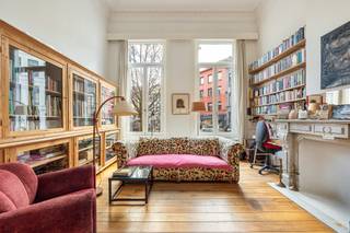 Style néoclassique - Cette charmante maison de ville avec jardin se situe à la frontière du quartier animé de Zuid et du quartier artistique...