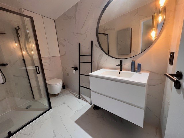 Luxe duplex appartement met terras en frontaal zeezicht - foto 5