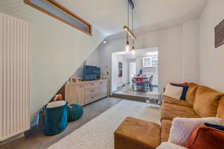 zoek naar een perfect onderhouden woning met karakter én comfort? Dan is dit instapklare huis misschien wel jouw nieuwe thuis. Gelegen op...