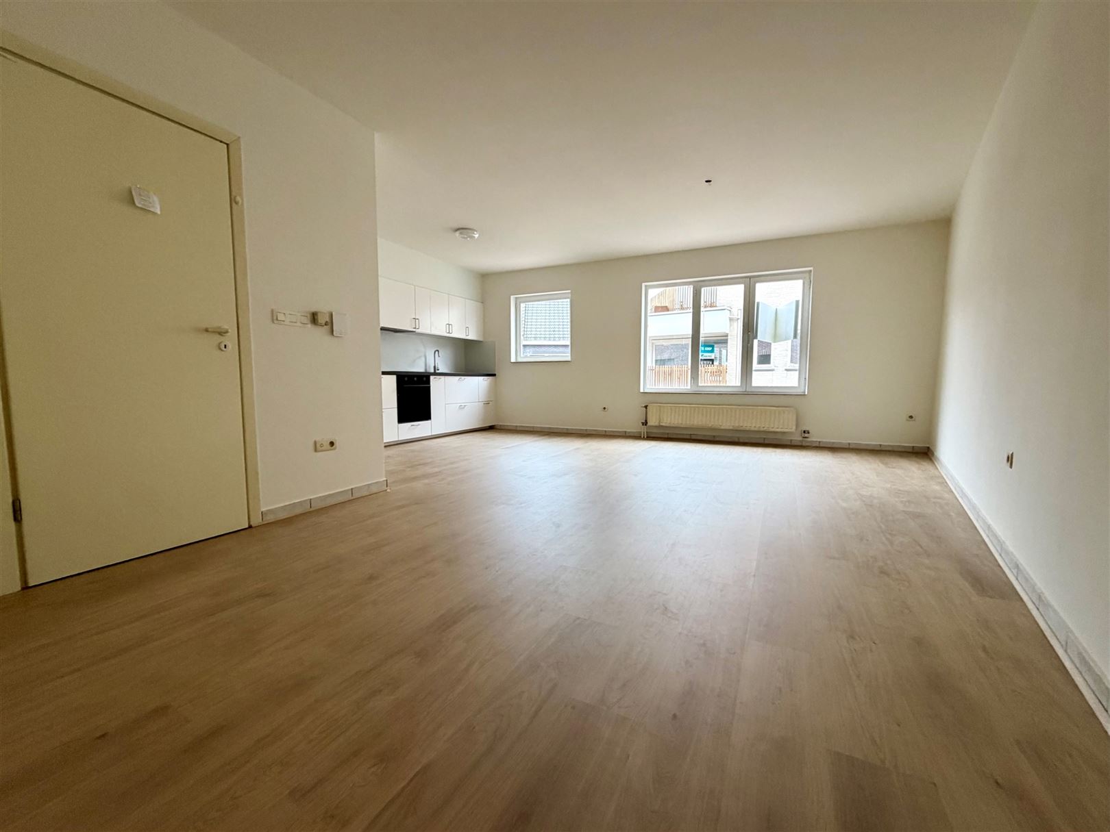 Gerenoveerd 2 slaapkamer appartement - foto 2