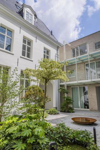 OPEN HOUSE Zaterdag 11/10 van 10u30 tot 13u00Schrijf u in via 03/227 06 36 of door u hier aan te melden.Een kruispunt van heden, verleden en...