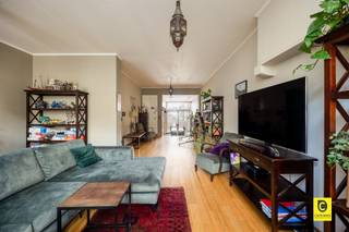 Giga bel-etage met 5 slaapkamers, tuin en terras nabij het RivierenhofIn de gegeerde Leeuwlantstraat bevindt zich deze uitzonderlijk ruime en...