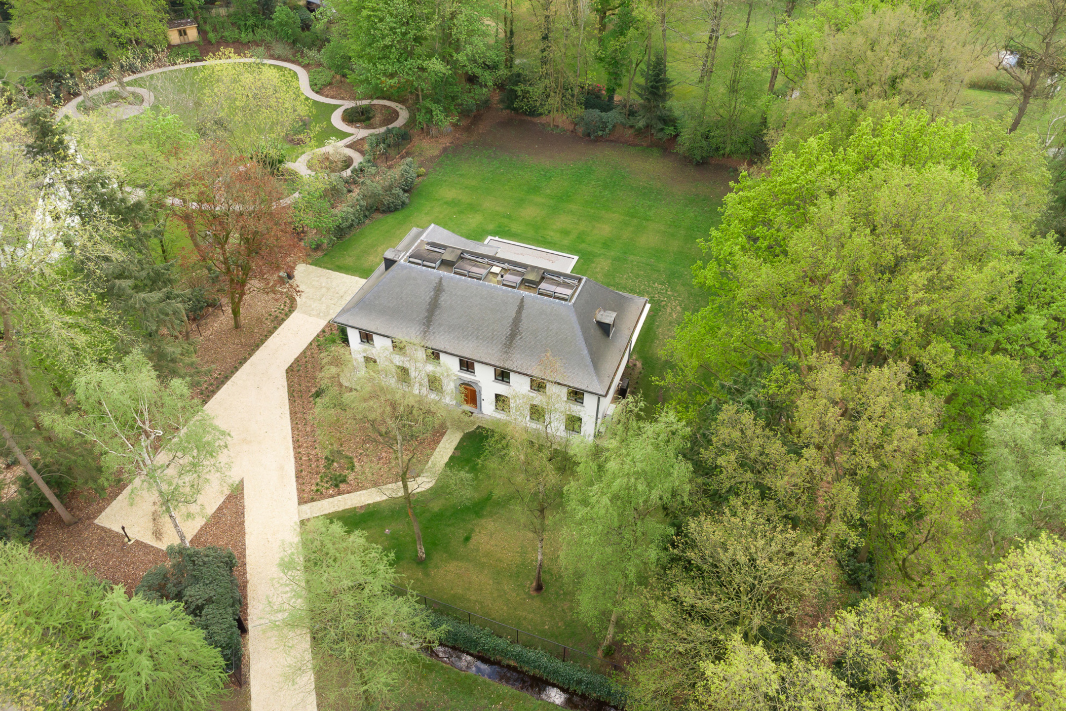 House for sale in Brasschaat with 5 bedrooms - photo 1