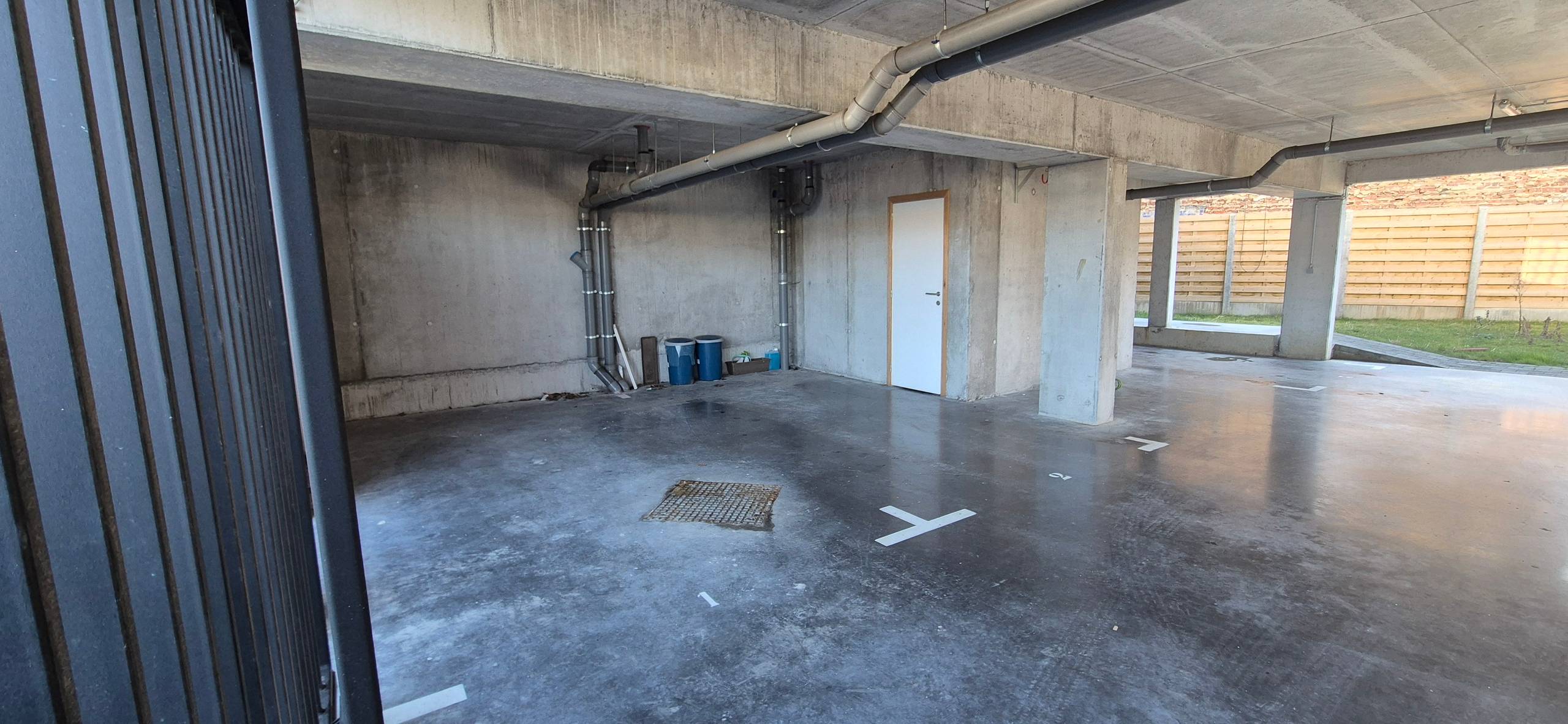 Staanplaats in gesloten garage in centrum Zaventem - foto 3