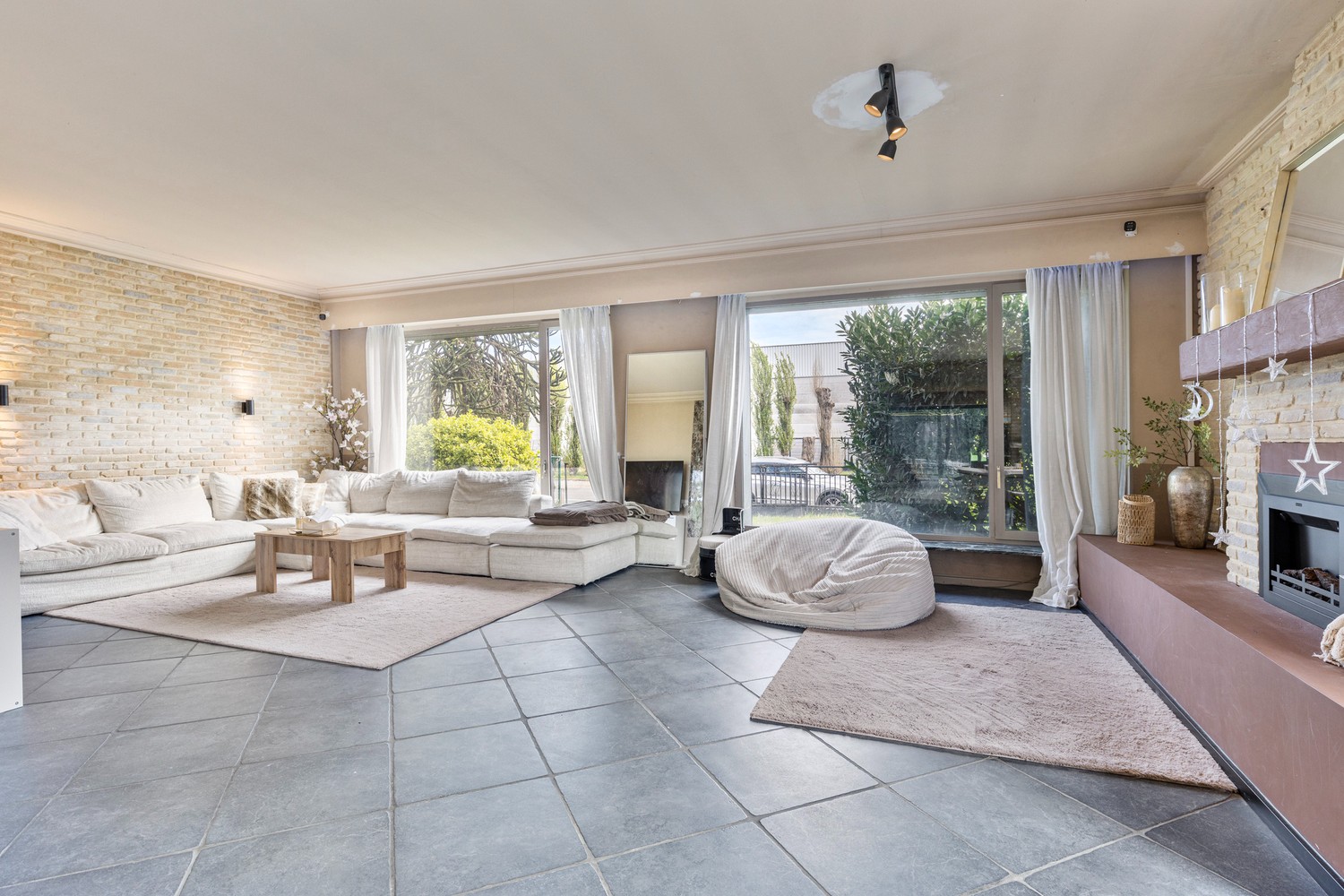 Ruime en instapklare villa op toplocatie in een rustige straat! - photo 3