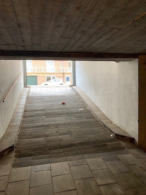 Garage for rent in Middelkerke - photo 2