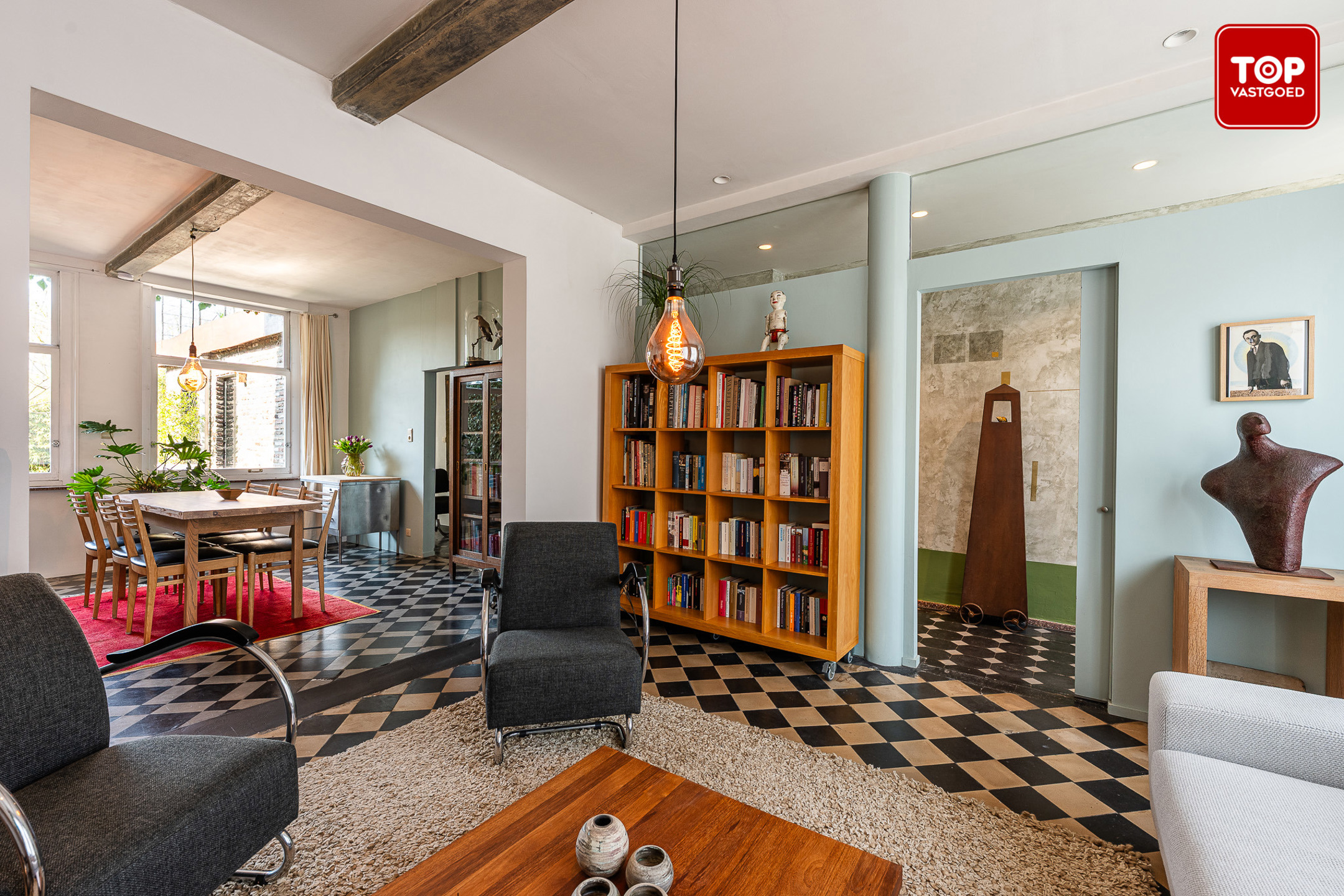 Authentieke en ruime woning met 3 slaapkamers, groot atelier en zonnige tuin - foto 4