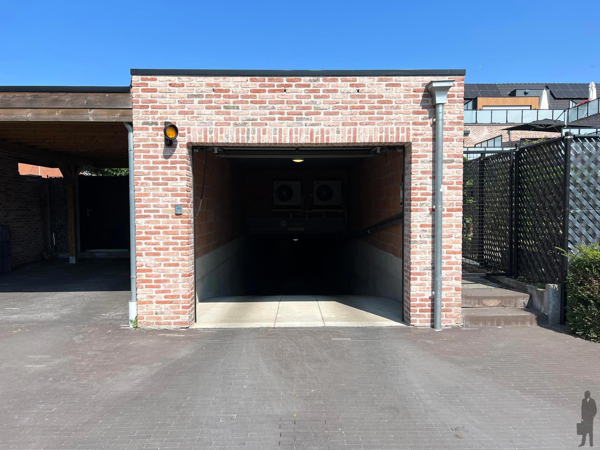 Autostaanplaats te koop in ondergrondse parkeergarage te Lille - foto 2