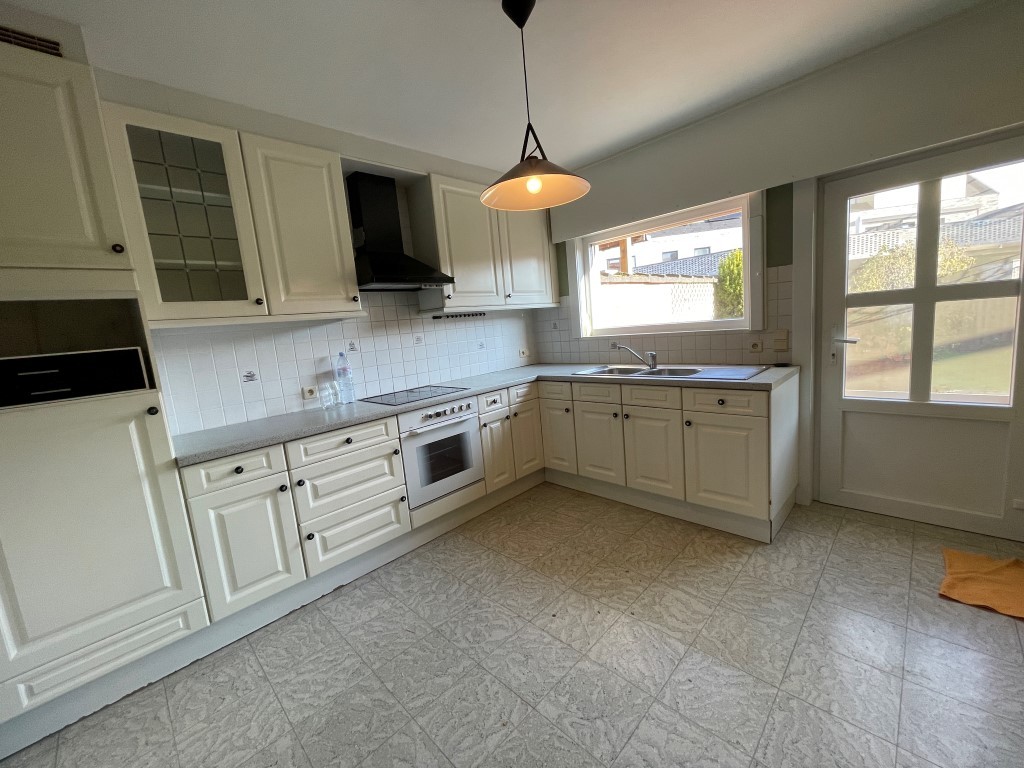 HALF-OPEN woning met TUIN én GARAGE, gelegen tussen Ryckeveldebos en de Assebroekse Meersen - foto 5