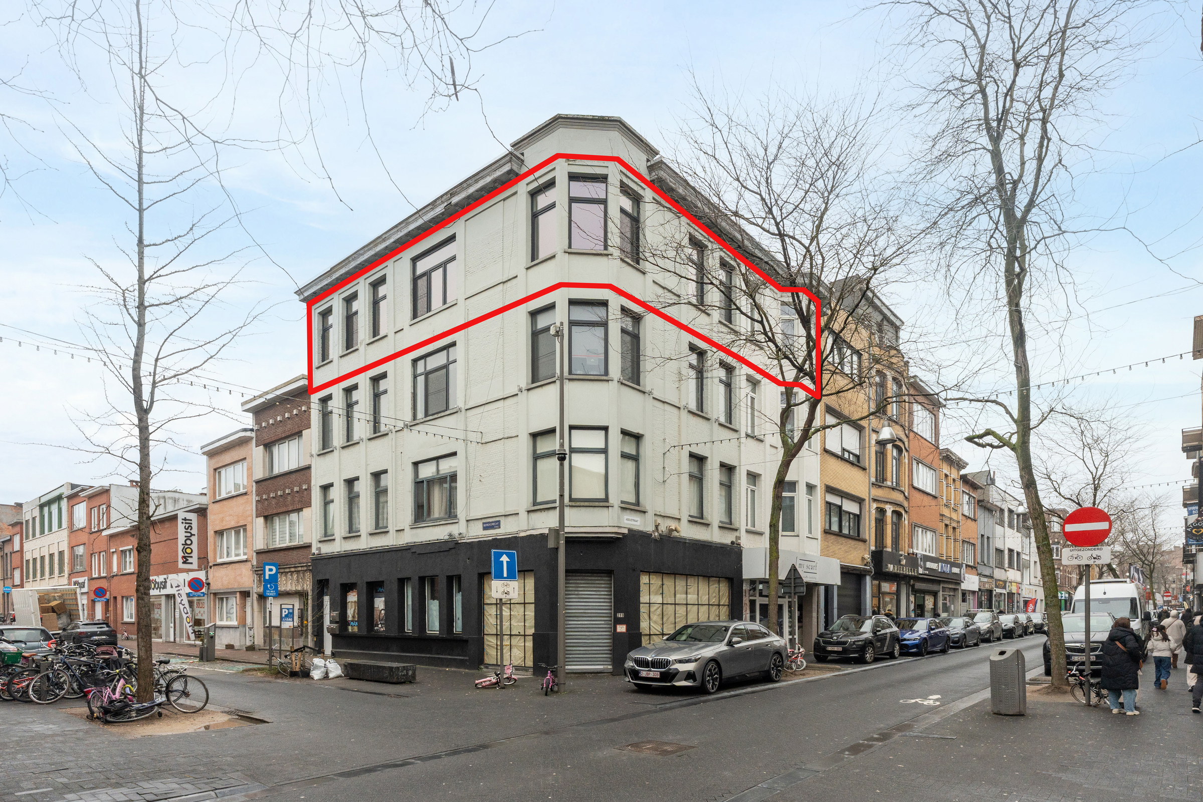 Licht hoekappartement met twee volwaardige slaapkamers - foto 1