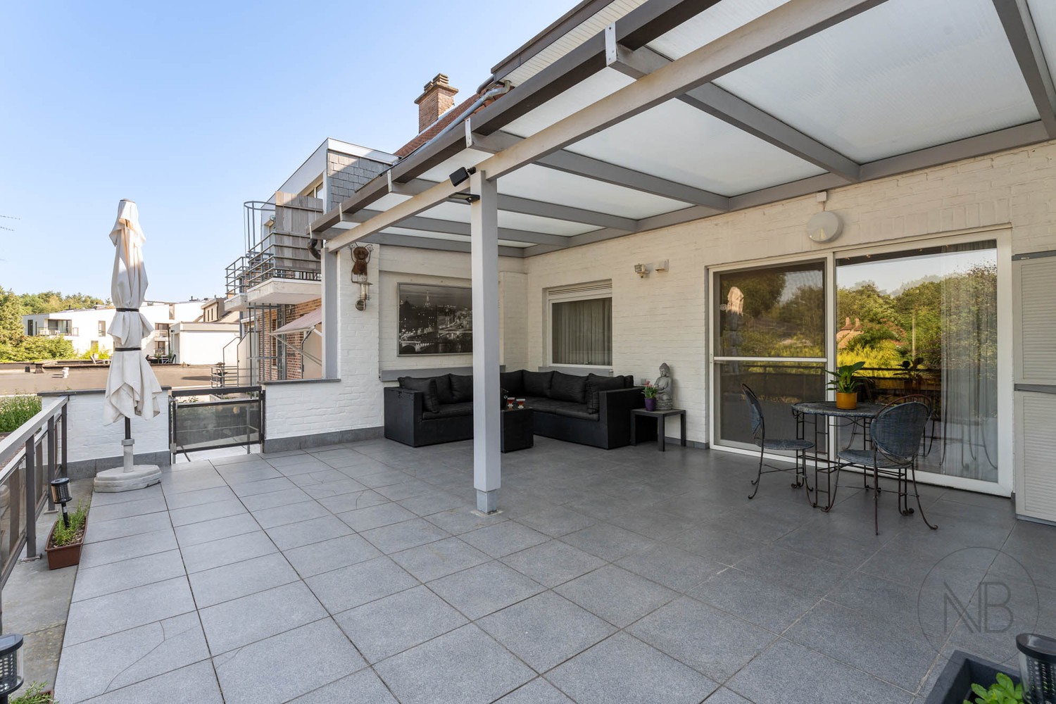Uitzonderlijke groot duplex appartement met 4 slaapkamers! - foto 2