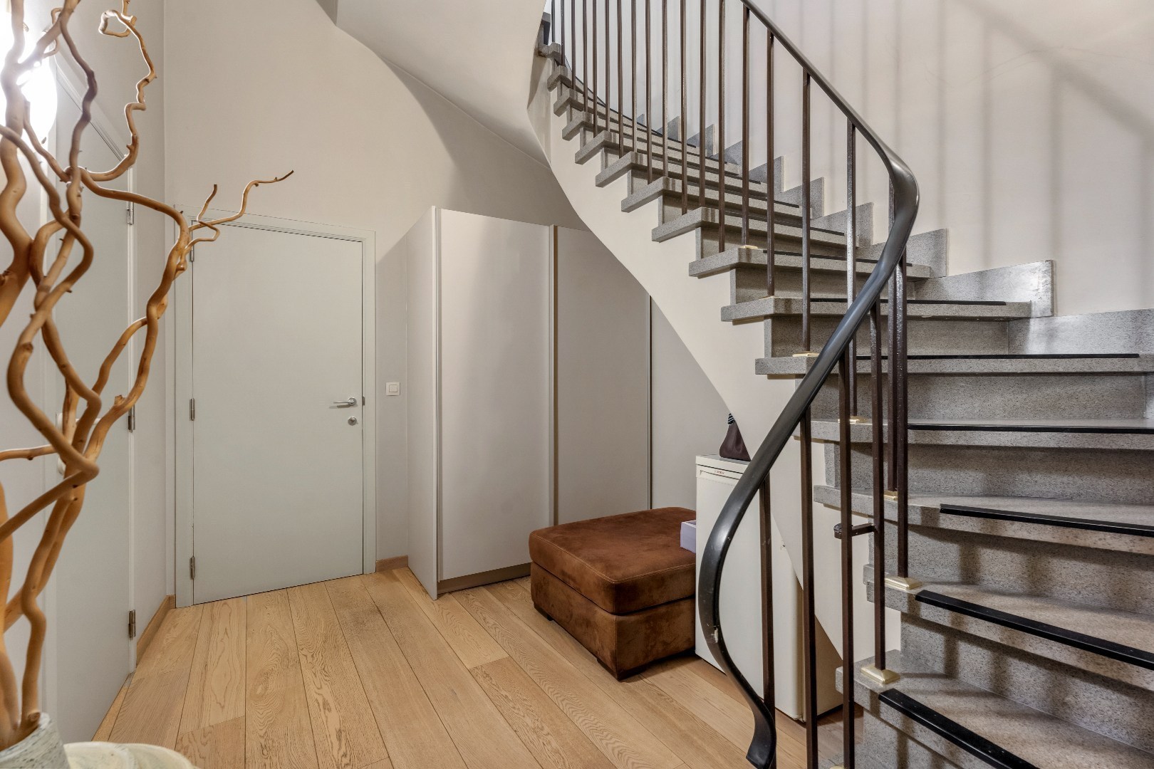 Uniek triplex met zonneterras van 75 m² in hartje Ieper - foto 4