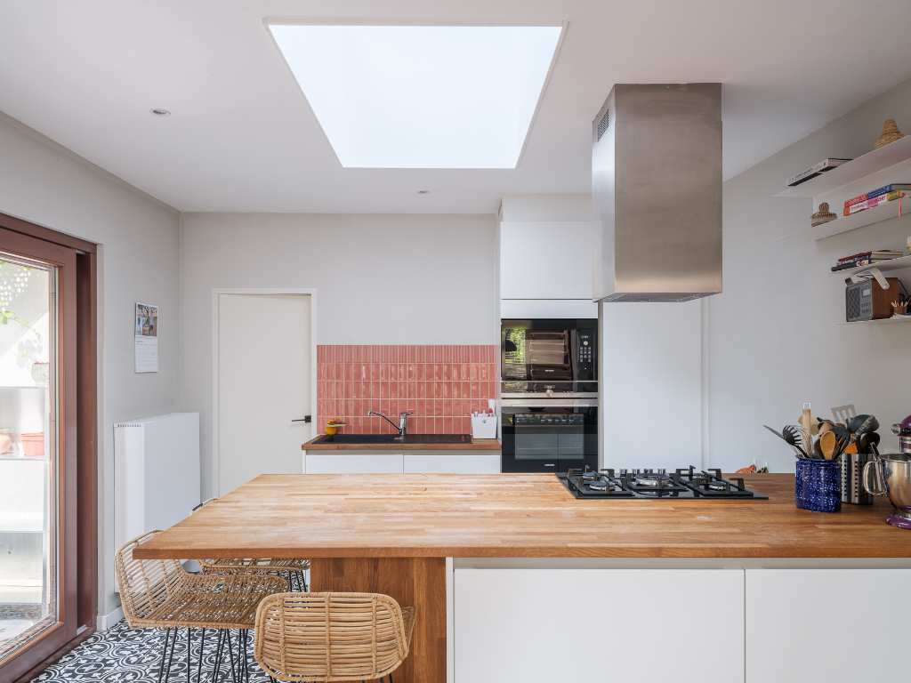 Architecturale gezinswoning met drie slaapkamers, zicht op water en groen, vlak bij de Coupure. - foto 4