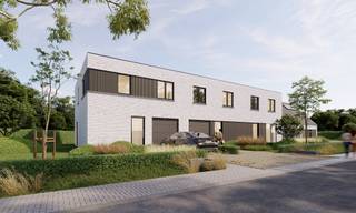 <ul>
	<li>Goede bereikbaarheid</li>
	<li>Energiezuinig</li>
	<li>2 tot 4 slaapkamers</li>
	<li>Ook ideaal als investering</li>
	<li>Mogelijkheid tot casco-aankoop</li>
</ul>
<br />OMGEVING<br />Aan de Oude Heerweg in Lokeren vind je deze woningen op een vlot bereikbare locatie, ideaal voor wie mobiliteit belangrijk vindt. Je bevindt je op korte afstand van het centrum van Lokeren en geniet van uitstekende verbindingen richting de N70, E17 en steden zoals Gent, Sint-Niklaas en Antwerpen.<br />De buurt biedt een mix van rust en praktisch comfort. In de nabije omgeving liggen winkels, scholen en openbaar vervoer, waardoor alle dagelijkse voorzieningen binnen handbereik zijn. Daarnaast zijn er in en rond Lokeren heel wat groene zones en wandelmogelijkheden voor wie graag buiten vertoeft. Deze plek vormt een ideale uitvalsbasis voor wie bereikbaarheid en wooncomfort wil combineren.<br /> <br />INDELING<br />De benedenverdieping biedt ruimte voor een uitnodigende inkomhal met gastentoilet, een lichtrijke leefruimte en een open keuken die aansluit op de eet-en zithoek met zicht op de tuin.<br />Aan de keuken is een ruime berging gekoppeld ofwel een garage met open bergruimte (L1, L2, L5 en L6).<br /><br />Op de bovenverdieping is ruimte voor twee tot vier slaapkamers, volwaardige badkamer en een apart toilet. Bij lot 4 tot 6 is mogelijkheid om de zolderruimte nogmaals in te richten naar slaapkamer of hobbyruimte.<br /><br />E-PEIL 30<br />De woningen zijn uitgerust met vloerverwarming op zowel het gelijkvloers als de eerste verdieping, aangestuurd door een energiezuinige warmtepomp. Het ventilatiesysteem C en de zonnepanelen zorgen ervoor dat het E-peil van 30 wordt behaald, wat bijdraagt aan een energiezuinige en milieuvriendelijke woonomgeving.<br /><br />Wil je jouw toekomstige woning ontdekken? Bel ons op 09 394 67 95 of mail naar info@potrell.be voor meer info of een afspraak!<br /><br />WONING OP MAAT | JOUW WONING, JOUW STIJL<br />Maak van deze woning jouw droomhuis op maat! Voeg je eigen smaak en persoonlijkheid