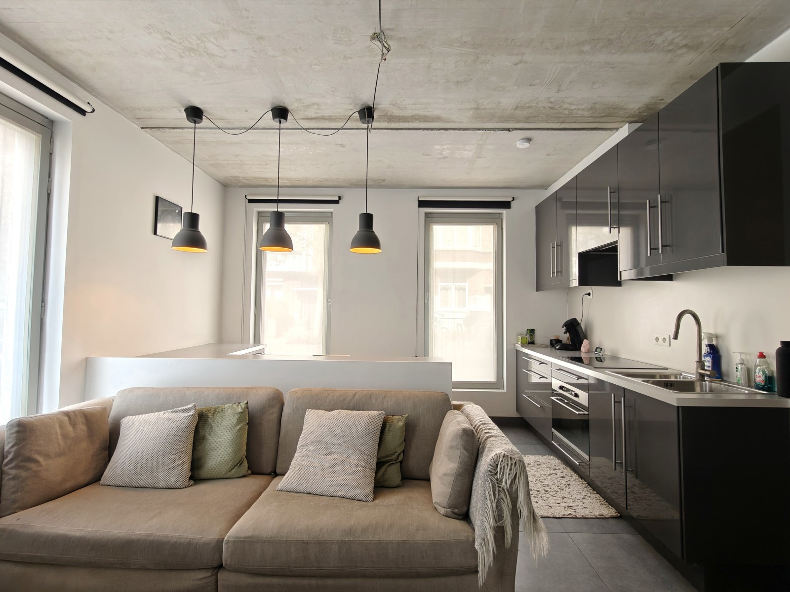 Berchem | Modern en lichtrijk 1 slpk app. + P - foto 4